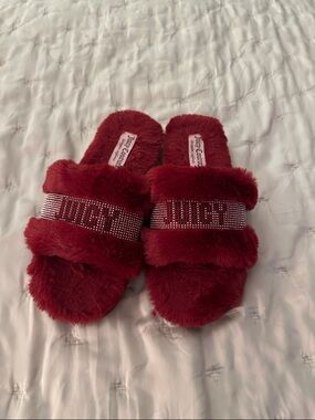Juicy Couture Red Fuzzy Slide Slippers with Rhinestone Logo